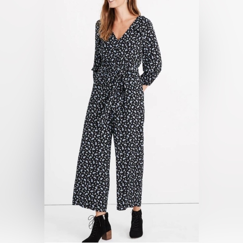 Madewell Ruffle-Sleeve Jumpsuit in Baby's Breath Black L